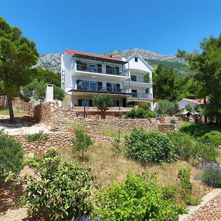 Redstone Luxury Apartments Sveta Nedelja  Dış mekan fotoğraf
