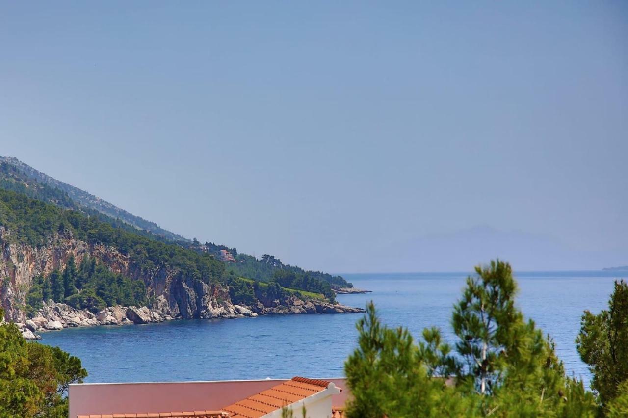 Redstone Luxury Apartments Sveta Nedelja  Dış mekan fotoğraf