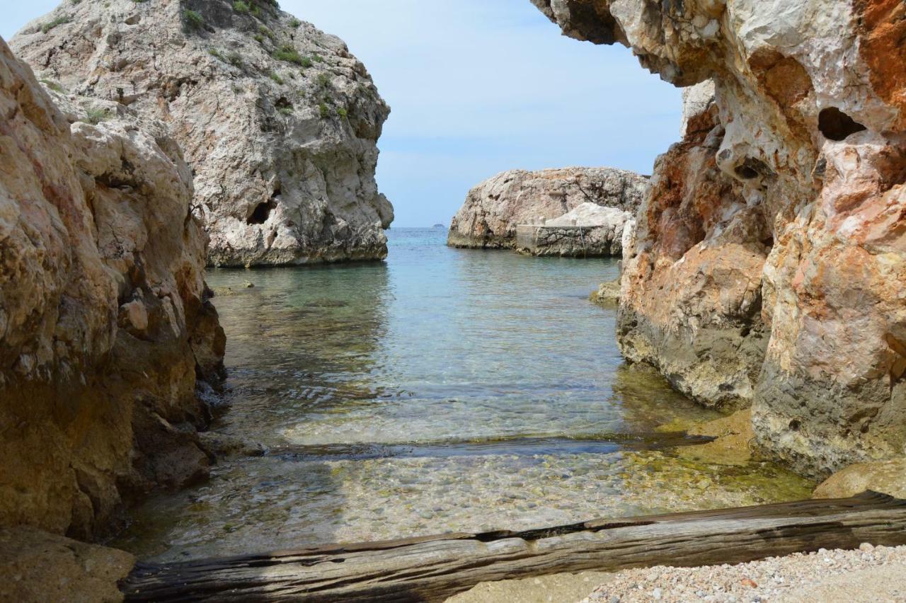 Redstone Luxury Apartments Sveta Nedelja  Dış mekan fotoğraf